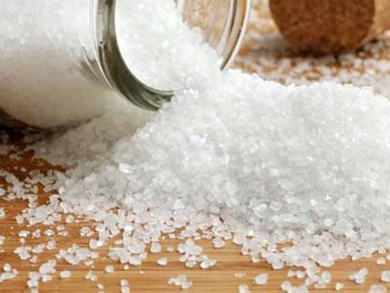 Phèn chua tồn tai ở dạng tinh thể nhỏ, không màu hoặc đôi khi có màu trắng trong hoặc đục